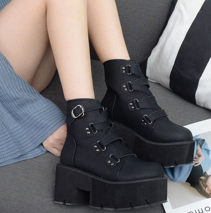 "Too Cute" Ladies Boot, Not Enough Sizes But I Had To List These.